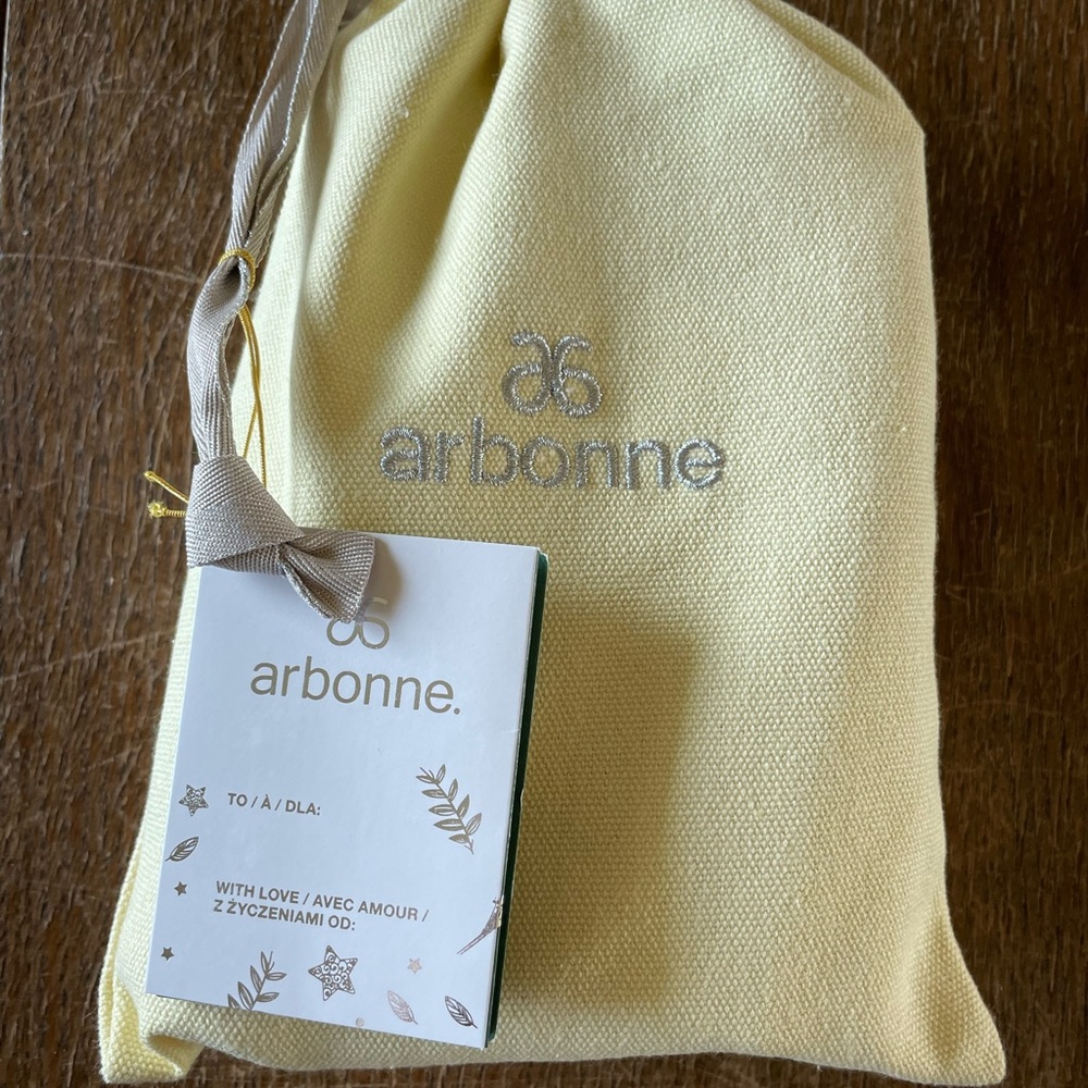 Arbonne Charcoal Gift Set